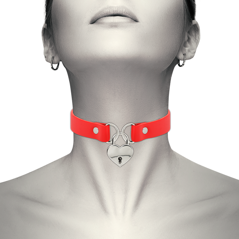 Coquette Chic Desire - Collana in Pelle Vegana Rossa con Accessorio Cuore con Chiave